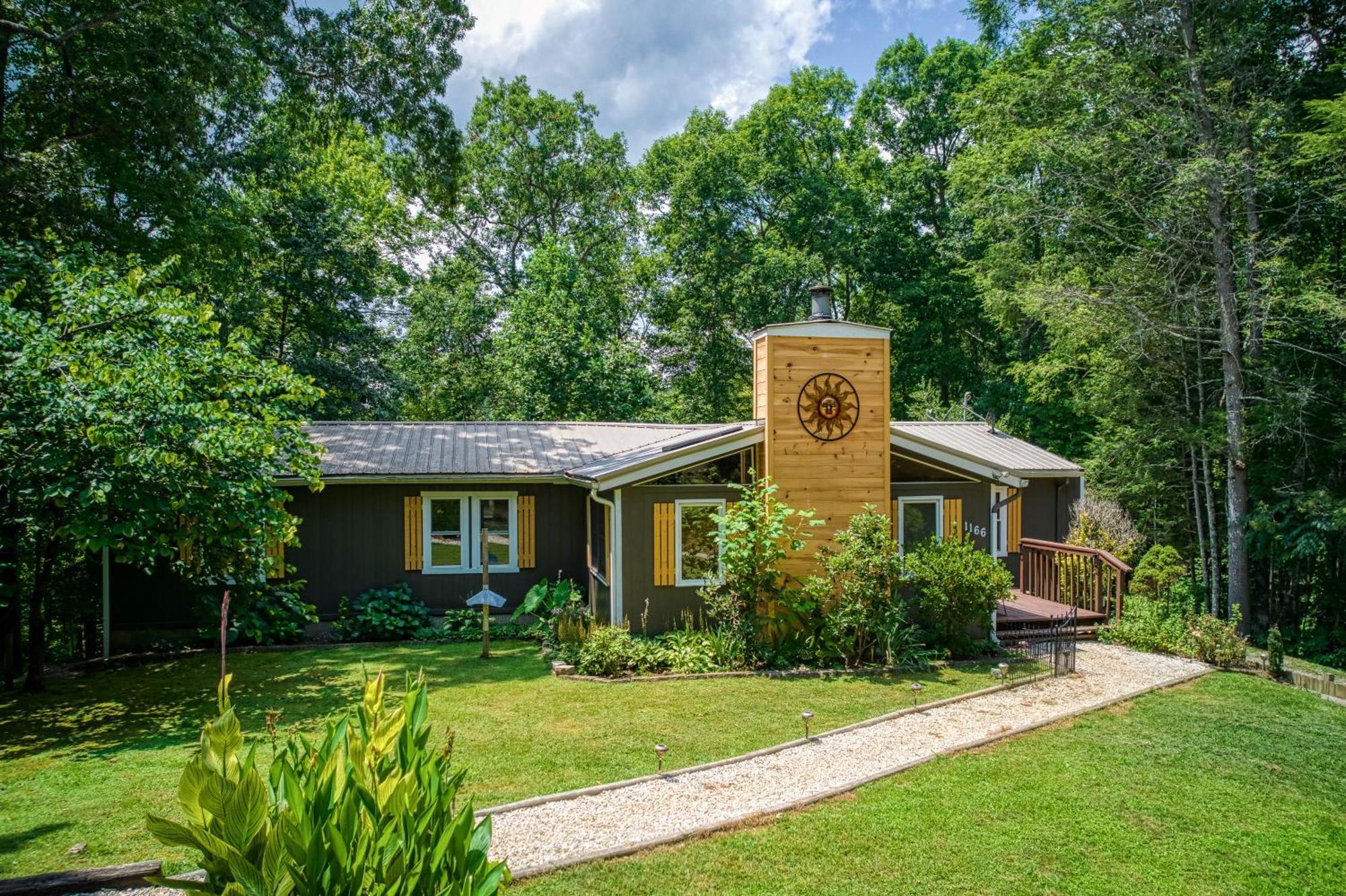 Whispering Winds, Hot Tub, Game Room, Wifi, 1089 Free Tickets Each Paid Day, Dollywood And More Gatlinburg Exterior foto